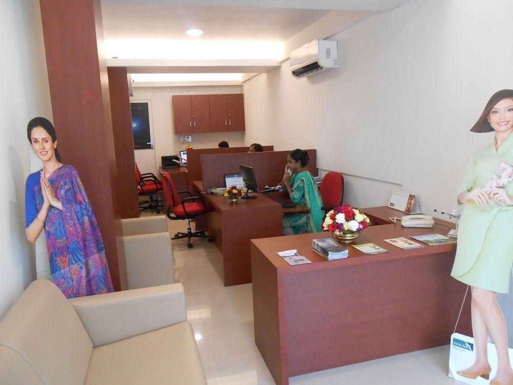 The South Park Hotel Thiruvananthapuram Exterior photo